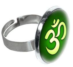Luminous Ring Om Green Narrow